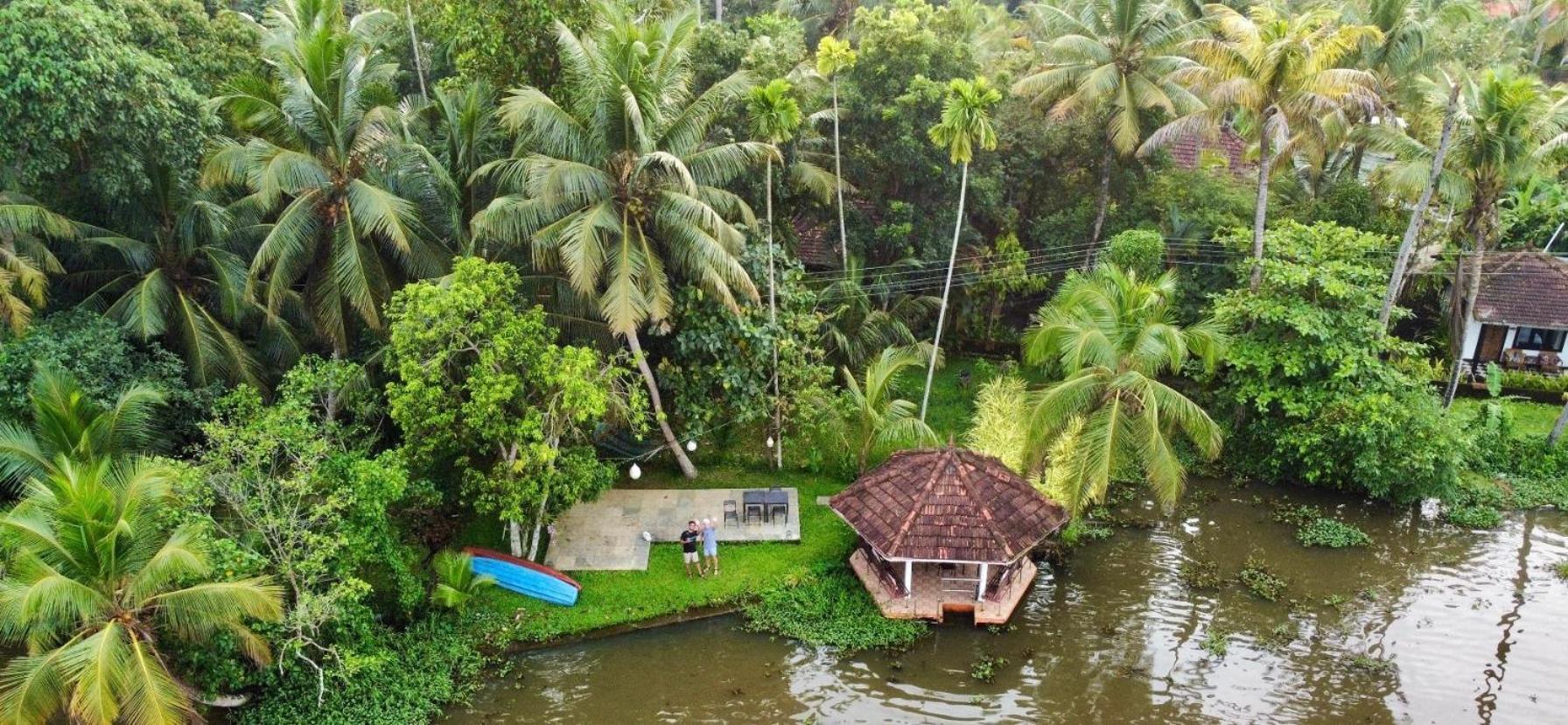 Bed and Breakfast Sunsets And Palm Trees Alappuzha Zewnętrze zdjęcie